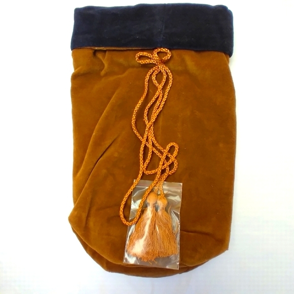 Pottery Barn Velvet Wine Bag Multi Color Trio Set - Picture 7 of 11